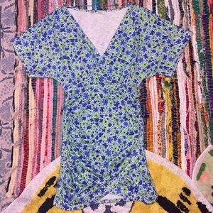 Floral Wrap-Style Mini Dress – Blue & Green, Ruched, Stretchy